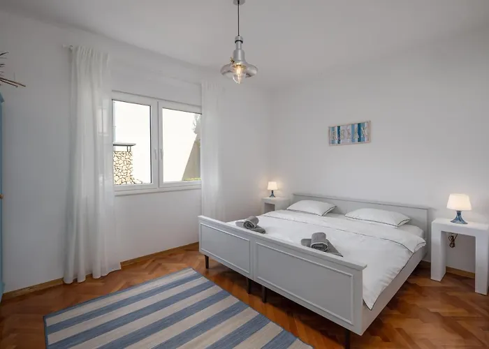 App Blue, Apartman *