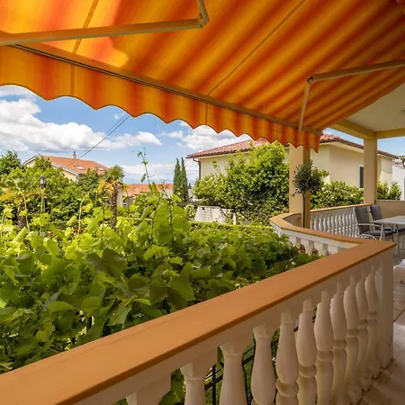 App Blue, Селце