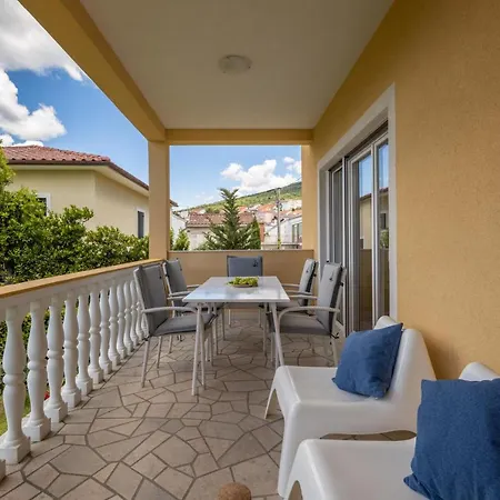 App Blue, * Селце